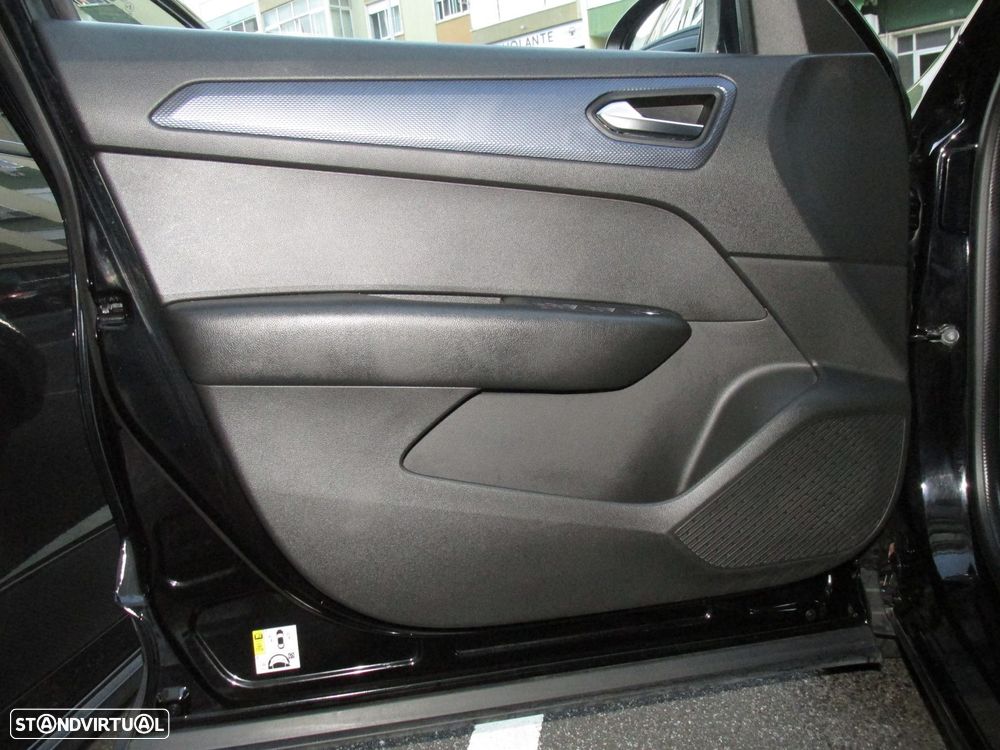 Renault Arkana 1.3 TCe Evolution EDC - 48