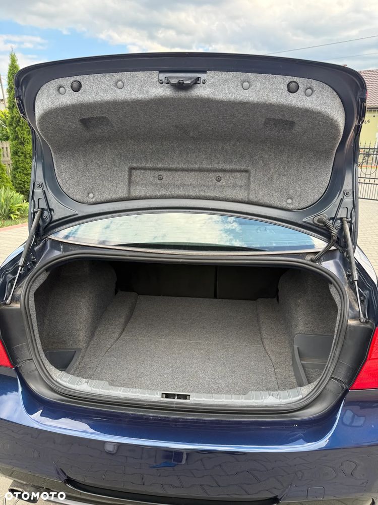 BMW Seria 3 - 9