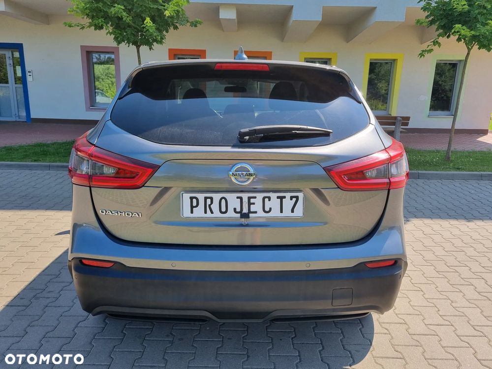 Nissan Qashqai 1.3 DIG-T N-Connecta - 4