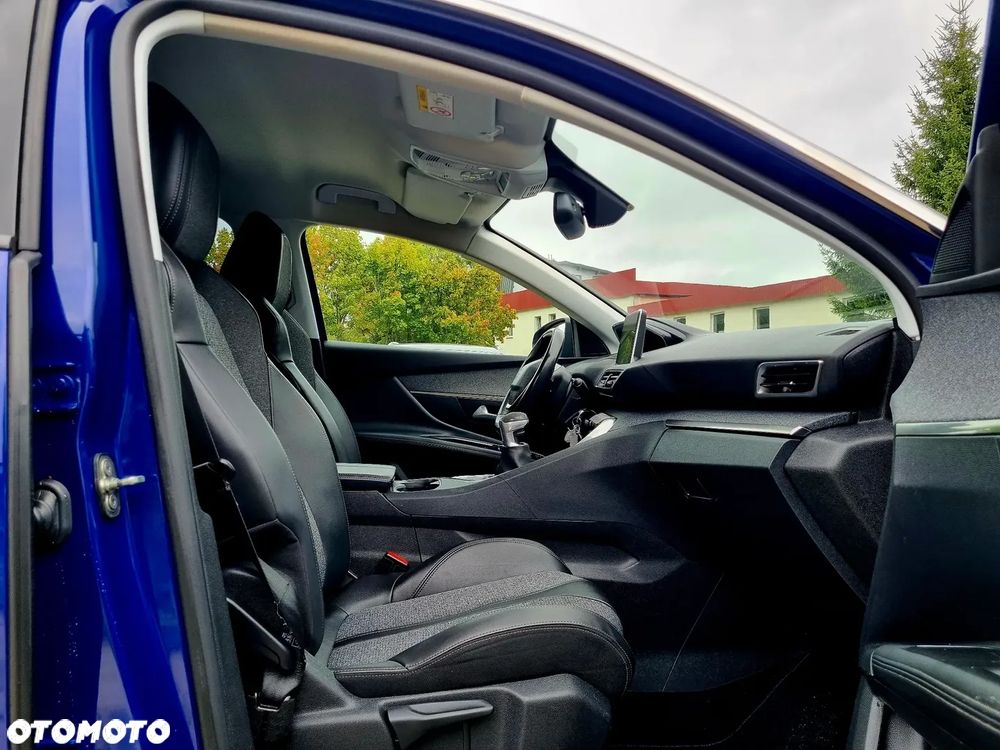 Peugeot 3008 1.2 PureTech Allure S&S - 11