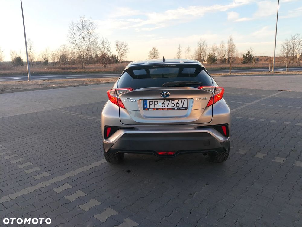 Toyota C-HR - 4