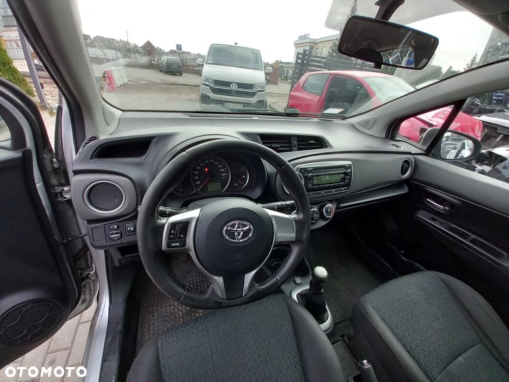 TOYOTA YARIS III KONSOLA DESKA ROZDZIELCZA KOMPLET AIRBAG PASY - 1