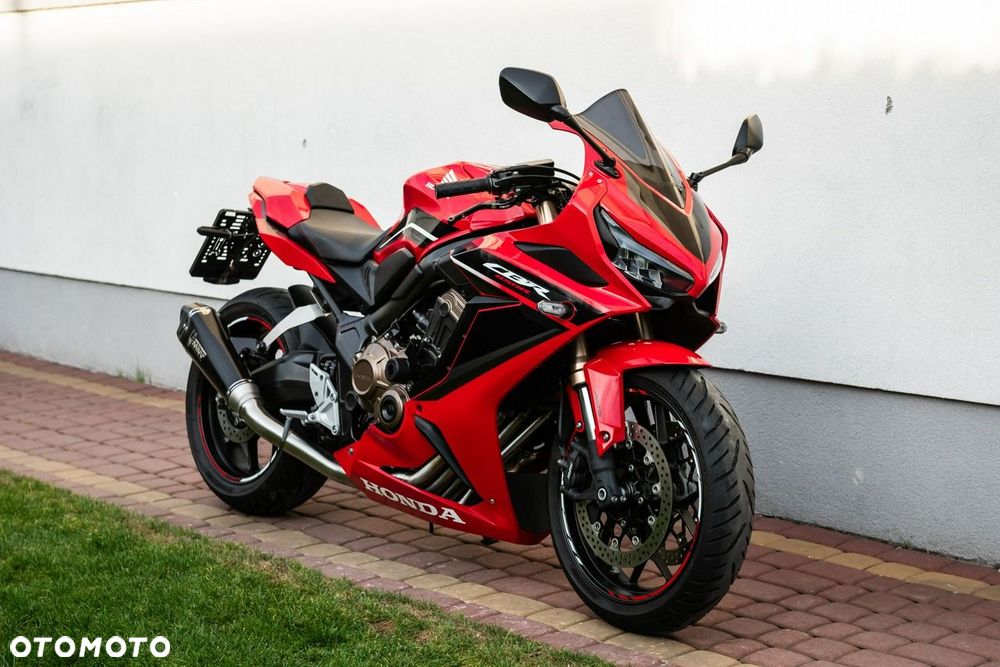 Honda CBR - 1