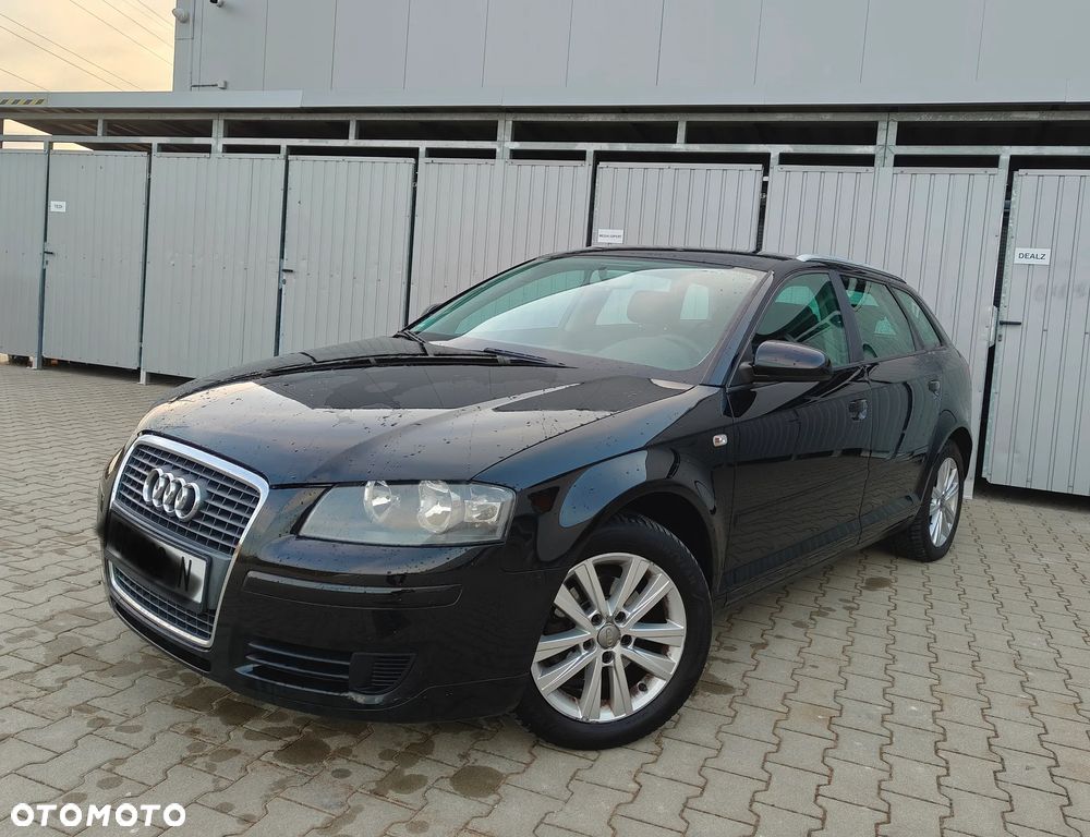 Audi A3 Sportback - 2