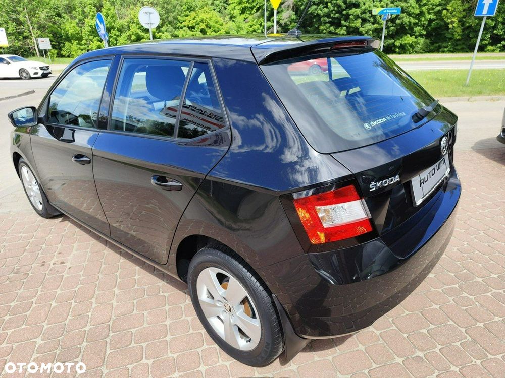 Skoda Fabia - 10