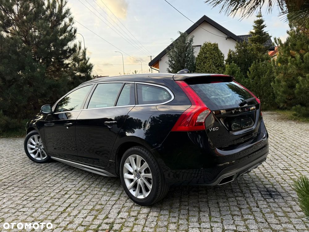 Volvo V60 D4 Geartronic Summum - 5