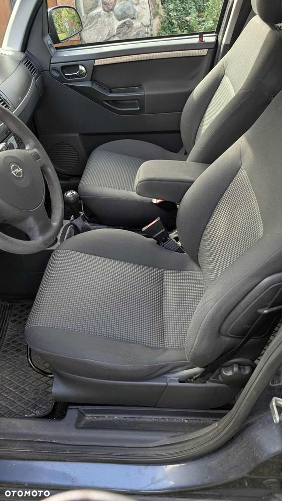 Opel Meriva 1.6 16V Cosmo - 10