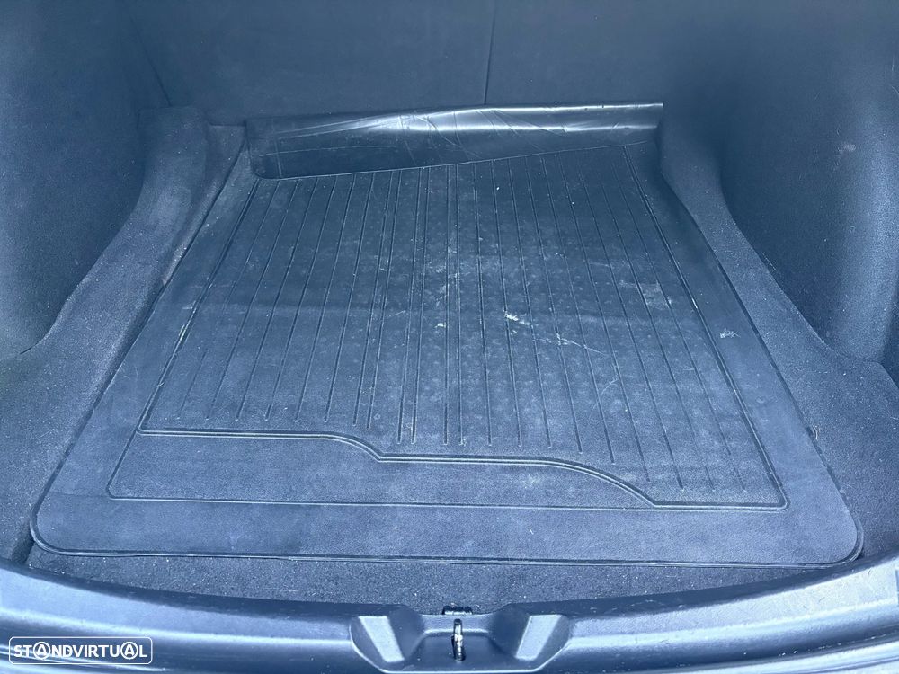 Tesla Model 3 Long-Range Dual Motor AWD - 7