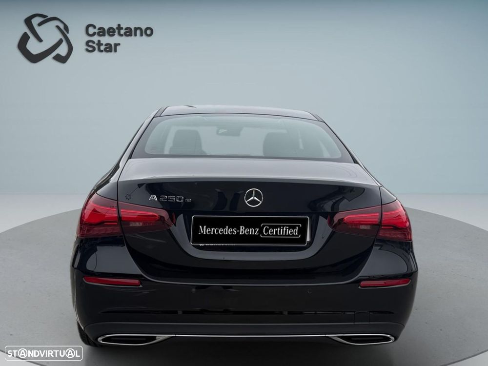 Mercedes-Benz A 250 Limousine e - 2