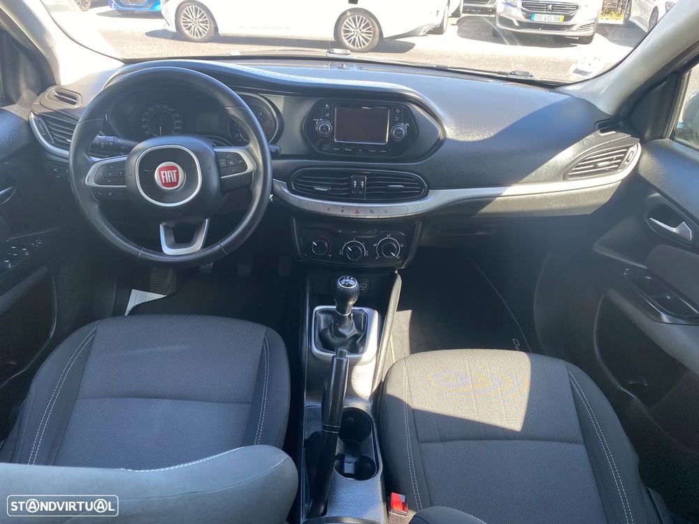Fiat Tipo Station Wagon 1.3 M-Jet Easy - 11
