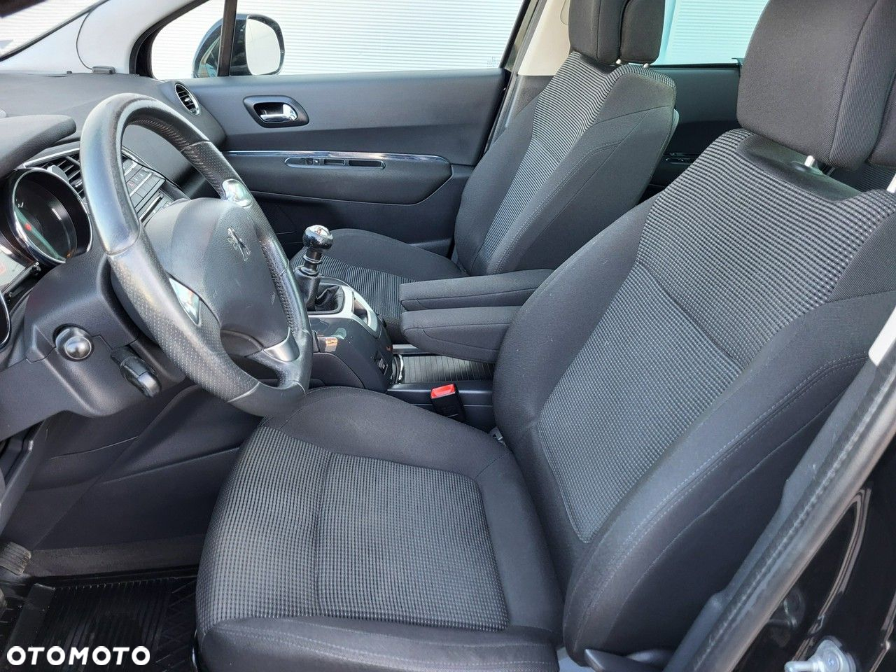 Peugeot 5008 2.0 BlueHDi Active 7os - 23