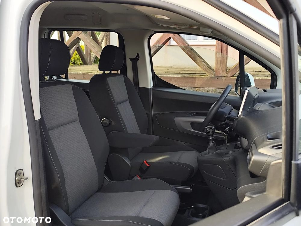Toyota Proace City Verso Long 1.5 D-4D Family - 12