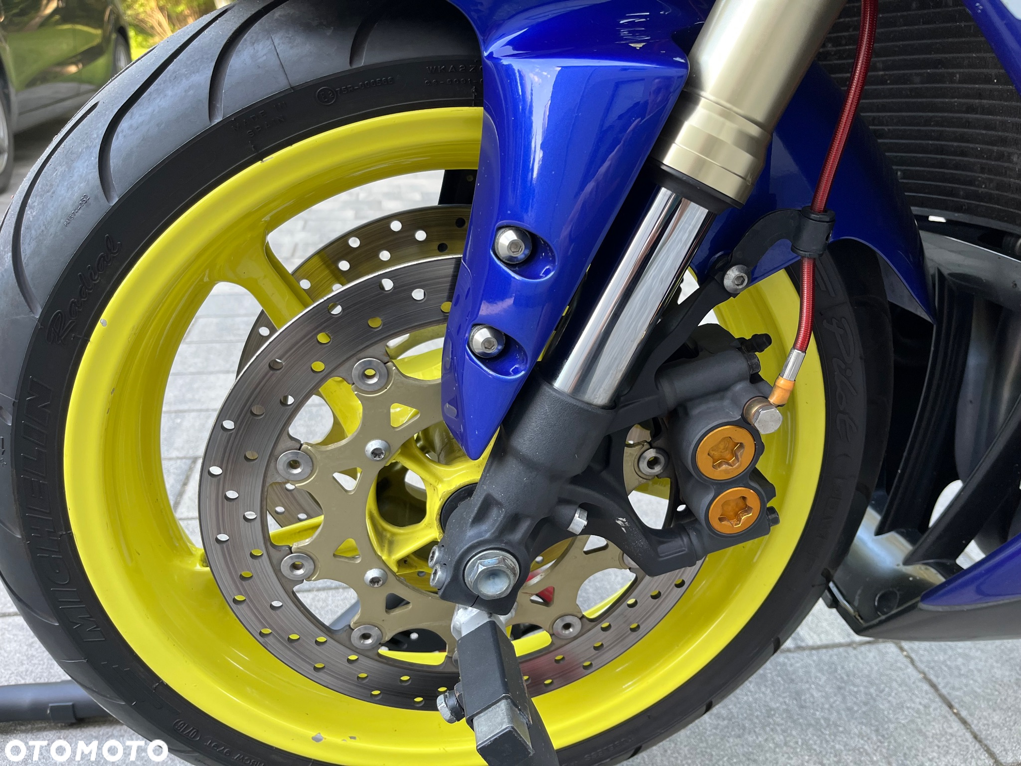 Yamaha R1 - 13