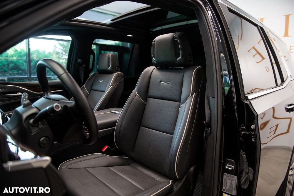 Cadillac Escalade - 15