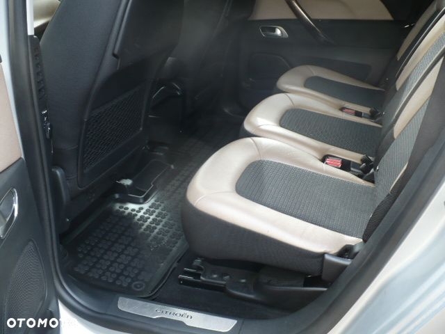 Citroën C4 Picasso - 19