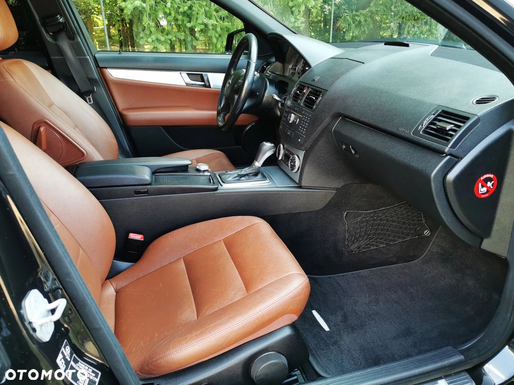 Mercedes-Benz Klasa C 200 (BlueEFFICIENCY) 7G-TRONIC Avantgarde - 8