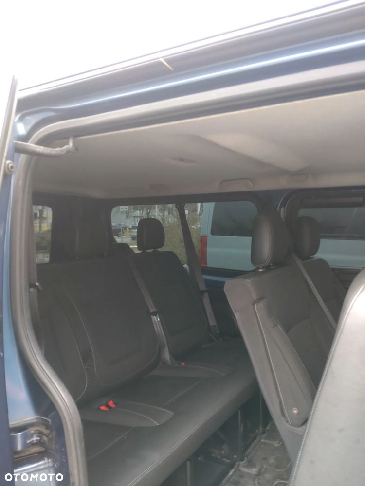 Renault Trafic Grand 2.0 dCi EDC - 7