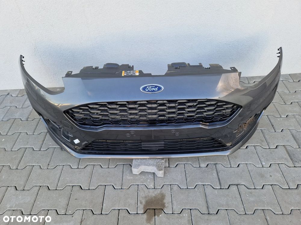 Zderzak Ford Fiesta Mk8 St line - 2