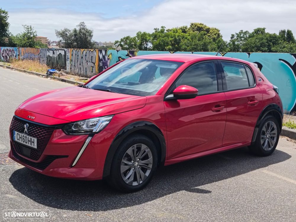 Peugeot e-208 Allure - 21