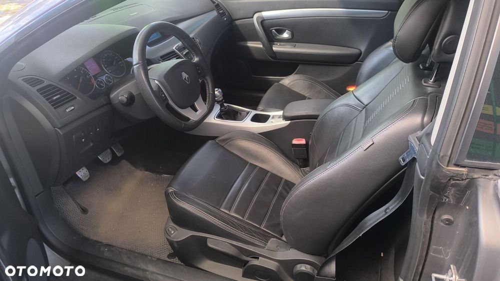 Renault Laguna 2.0T GT - 6