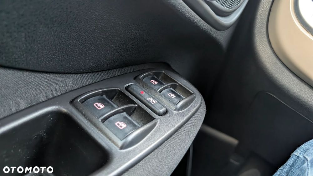 Fiat 500L 1.4 16V Pop-Star - 21
