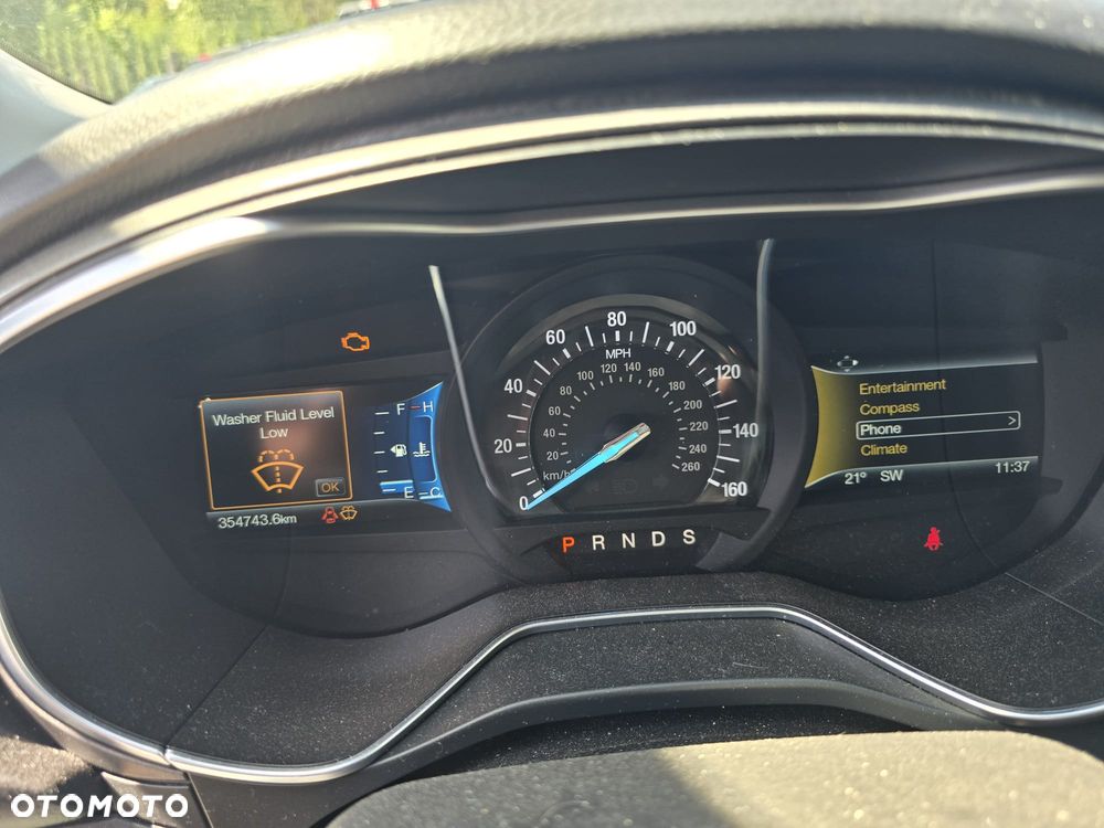 Ford Fusion - 15