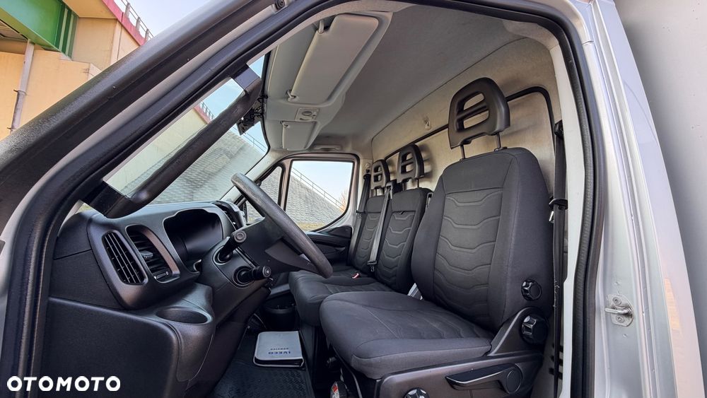 Iveco 35S17 - 18