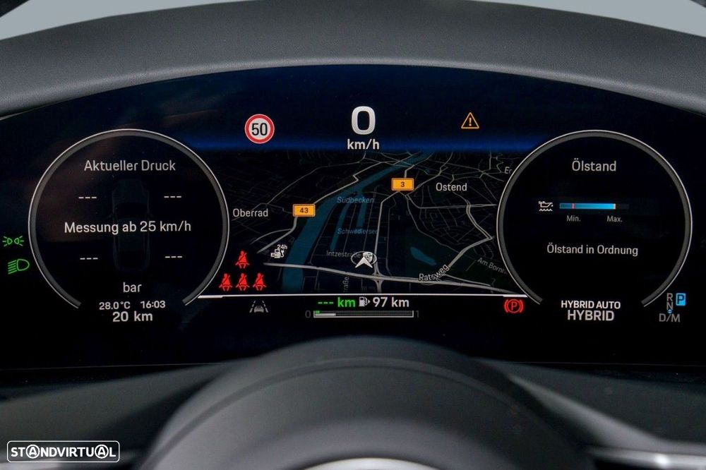 Porsche Panamera 4 E-Hybrid - 17