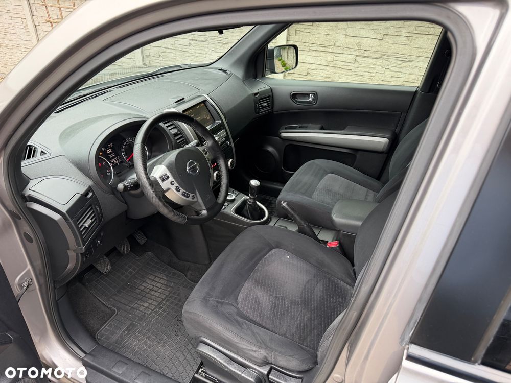 Nissan X-Trail 2.0 dCi 4x4 DPF Platinum - 10