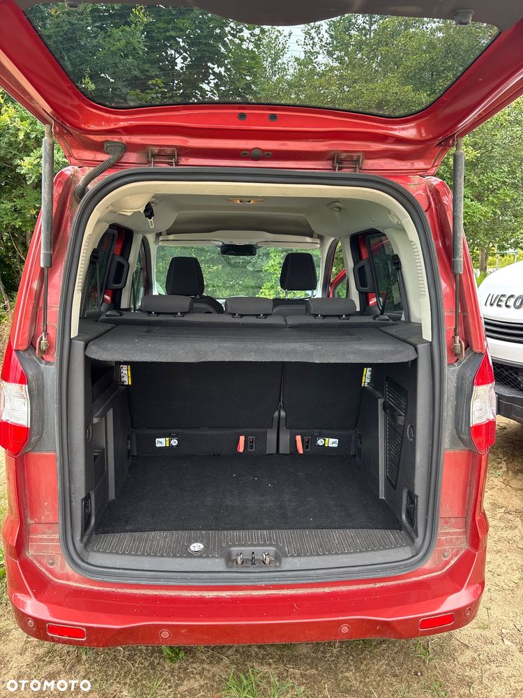 Ford Courier - 5