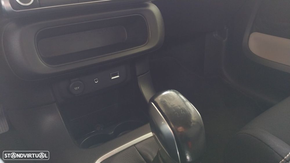Citroën C3 1.2 PureTech Shine - 9