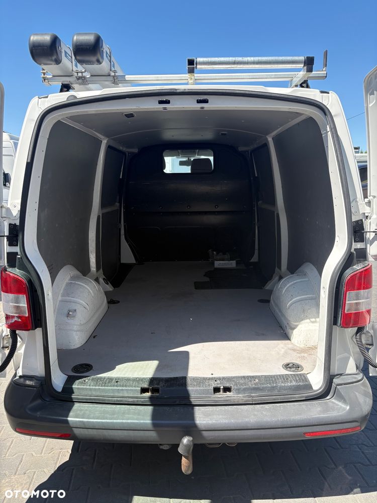 Volkswagen Transporter T5 - 18