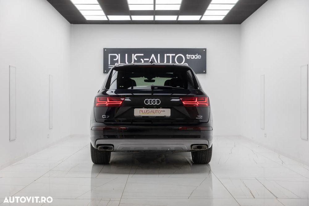 Audi Q7 - 4