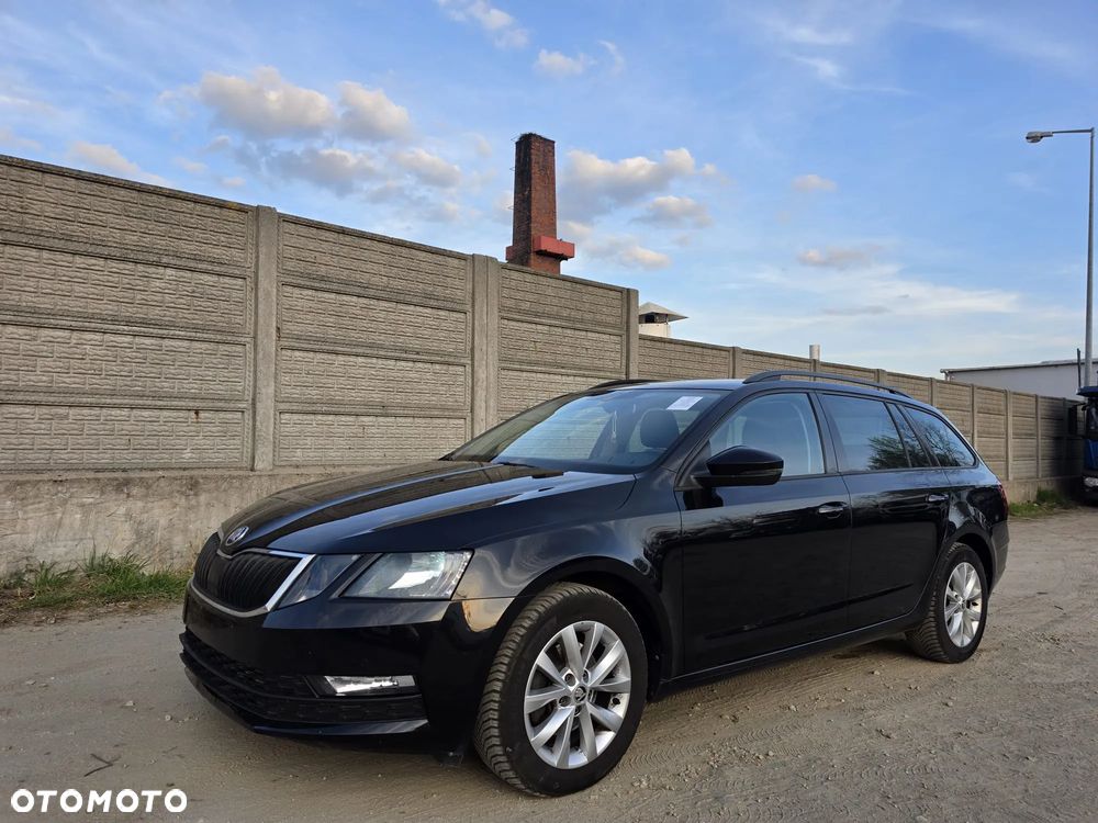 Skoda Octavia 1.5 TSI G-TEC DSG Ambition - 1