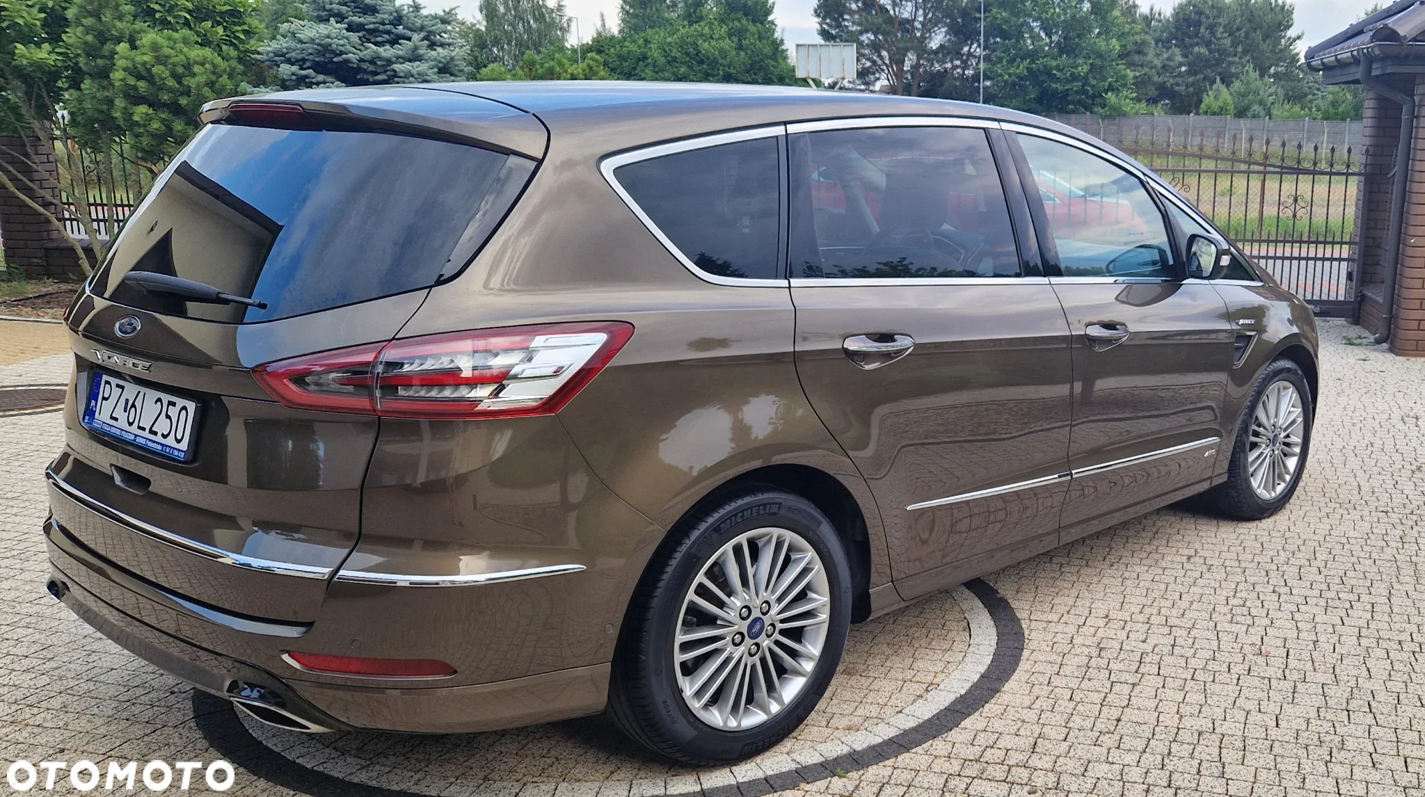 Ford S-Max 2.0 TDCi Vignale PowerShift - 3