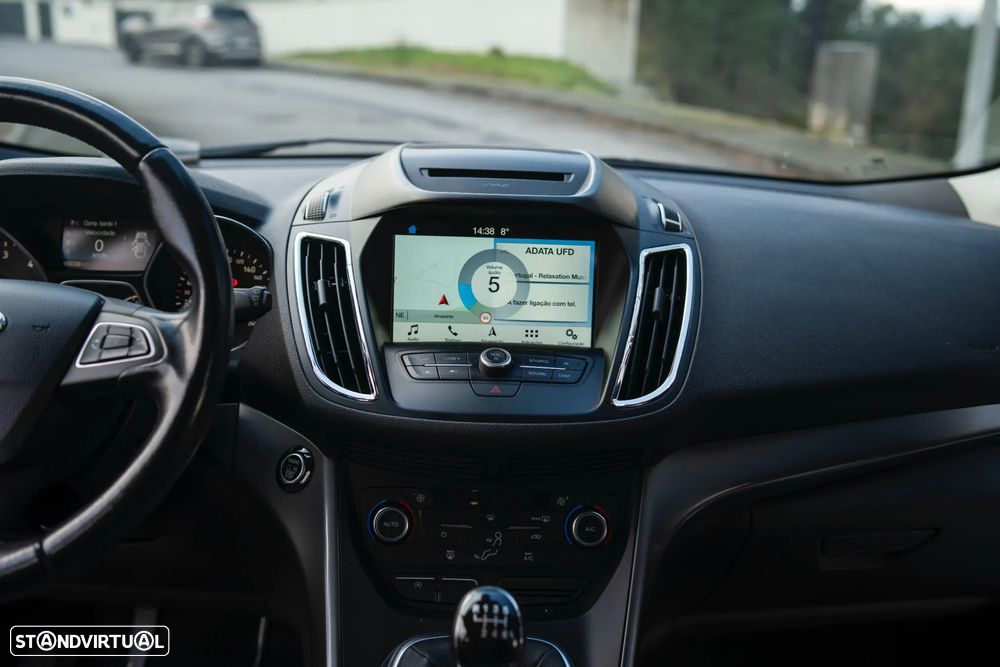 Ford Kuga 1.5 TDCi ST-Line - 16