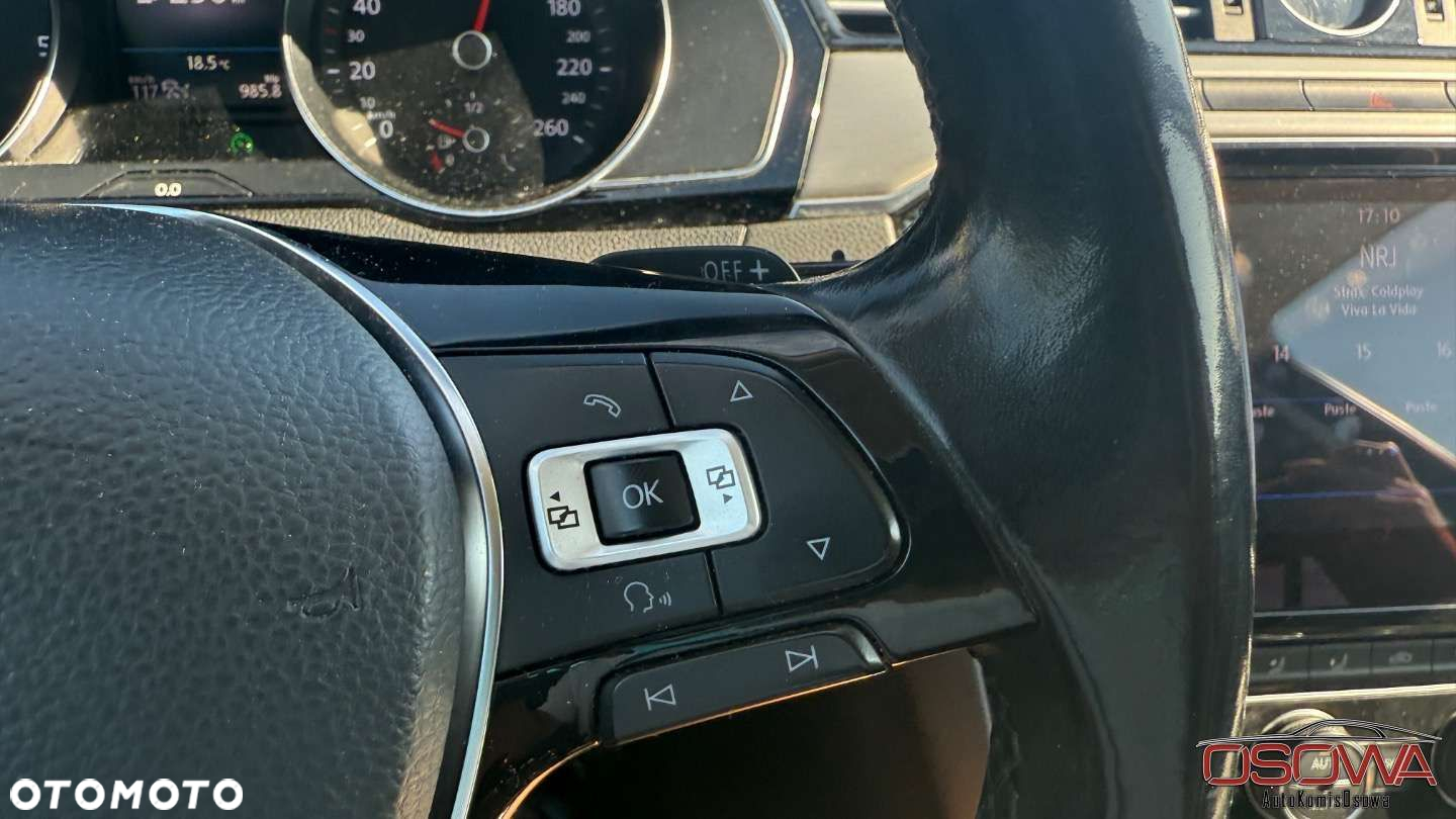 Volkswagen Passat - 17