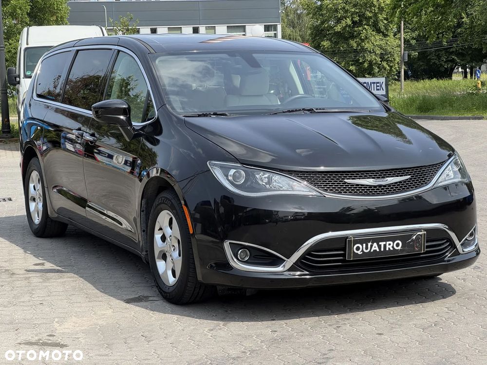 Chrysler Pacifica - 7
