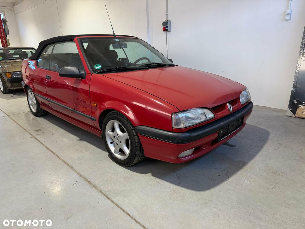 Renault 19 1.8 - 15