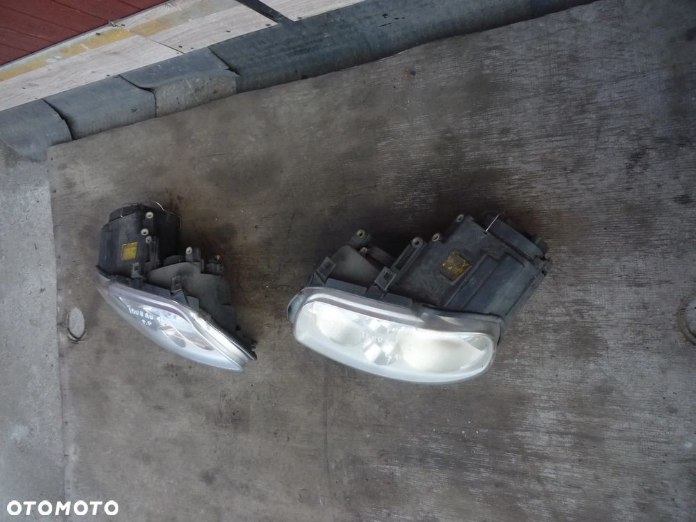 VW TOURAN I LAMPA PRZEDNIA LEWA LUB PRAWA - 2