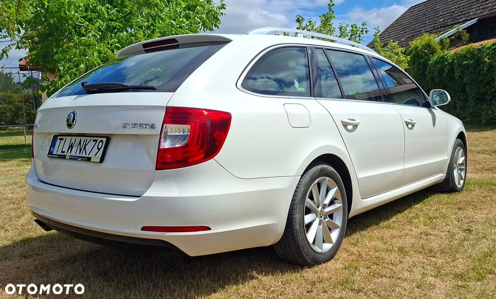 Skoda Superb 2.0 TDI Ambition - 5