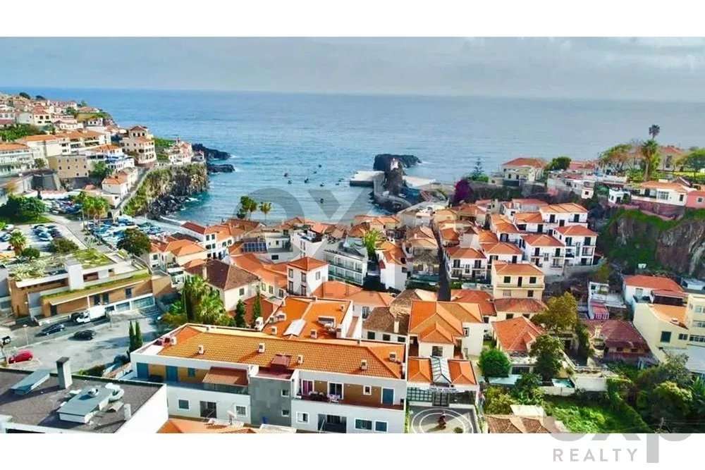 Apartamento T3 no Centro de Câmara de Lobos com Piscina Privada e  Vis - Grande imagem: 3/26