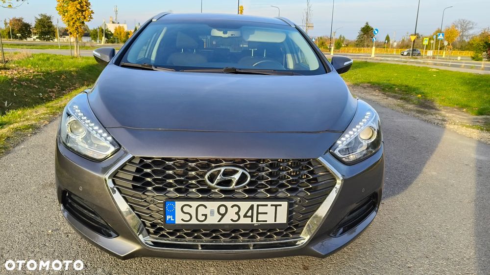 Hyundai i40 Kombi blue 1.6 CRDi Space - 4