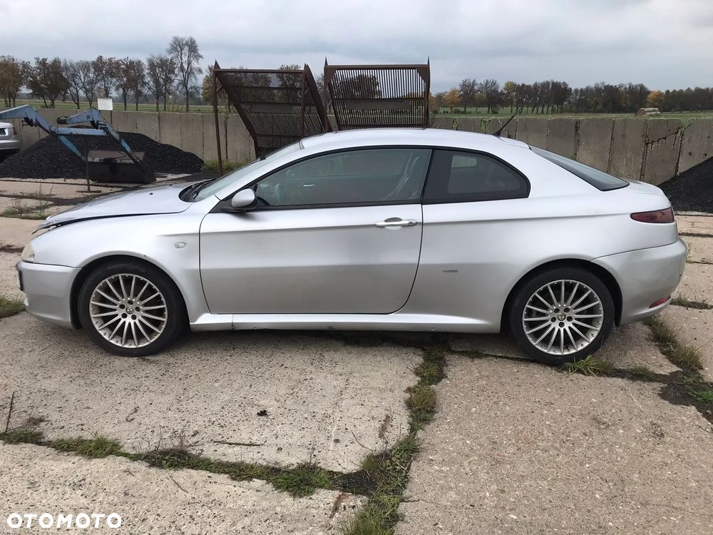 Alfa Romeo GT - 6