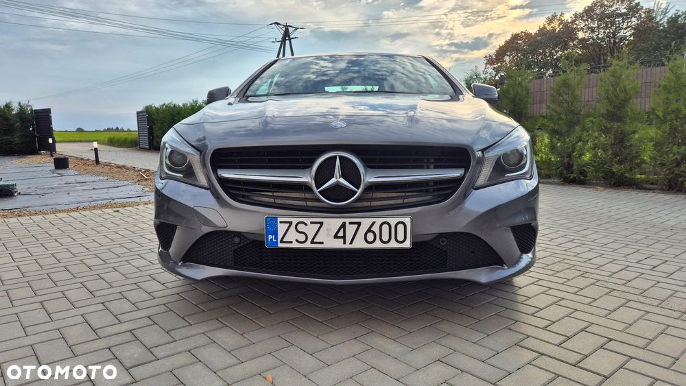 Mercedes-Benz Cla 2015 photo 2