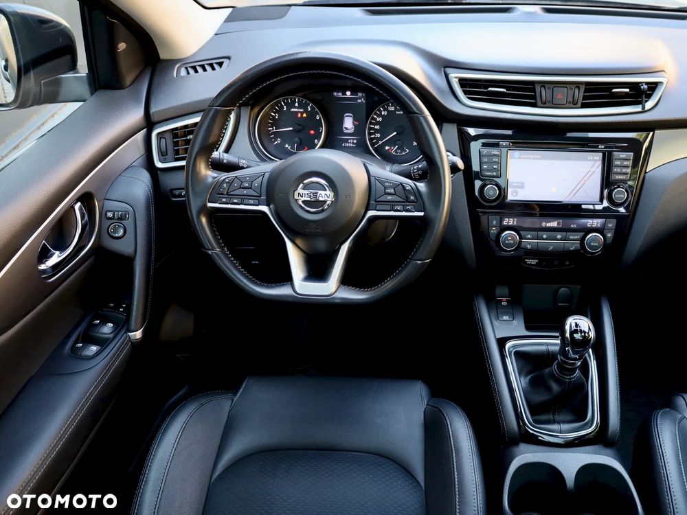 Nissan Qashqai 1.3 DIG-T N-Connecta - 18
