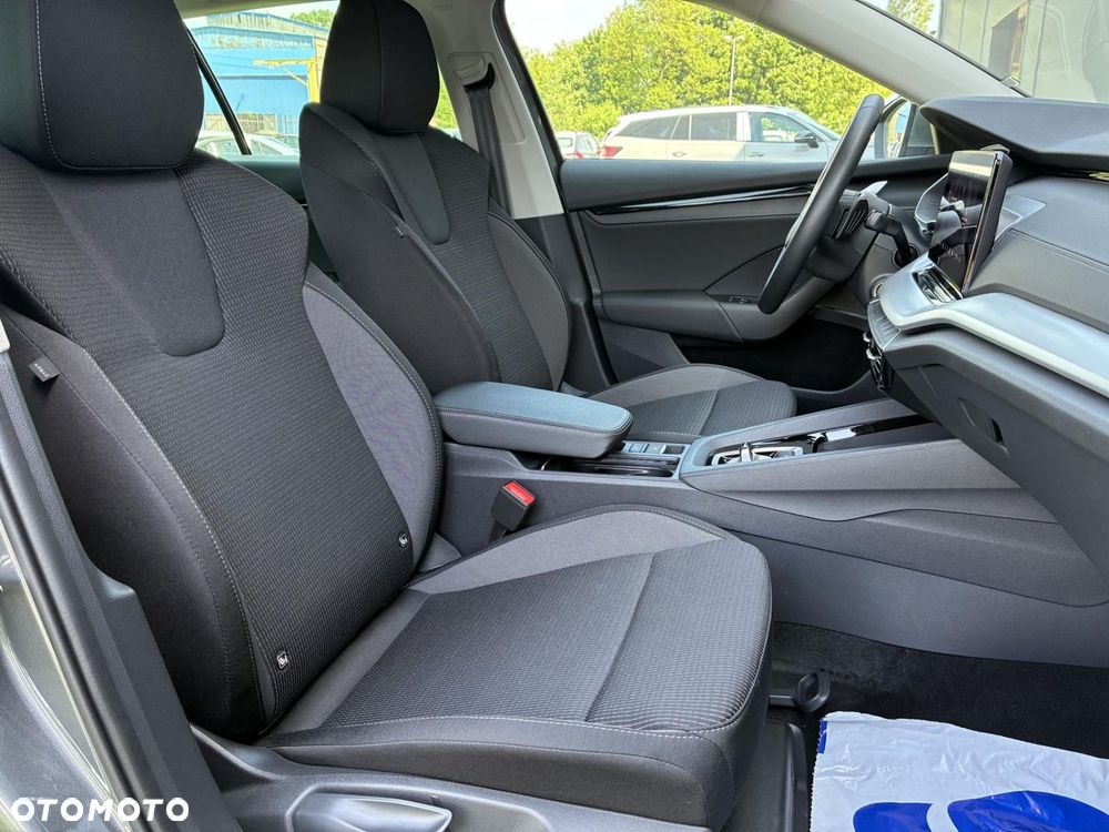 Skoda Octavia 1.5 TSI mHEV Selection DSG - 14