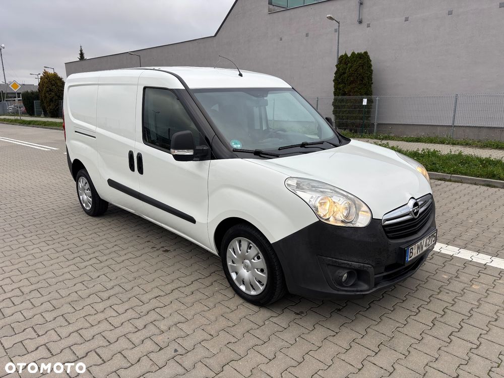 Opel COMBO - 1
