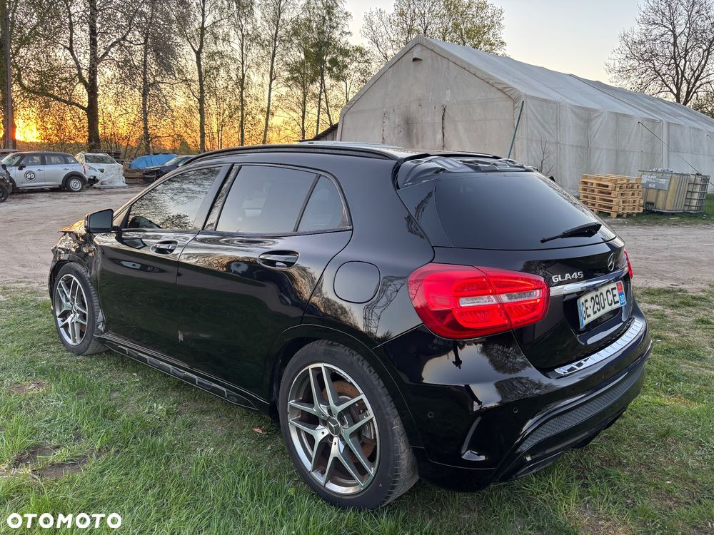 Mercedes-Benz GLA 45 AMG 4Matic 7G-DCT Edition 1 - 5