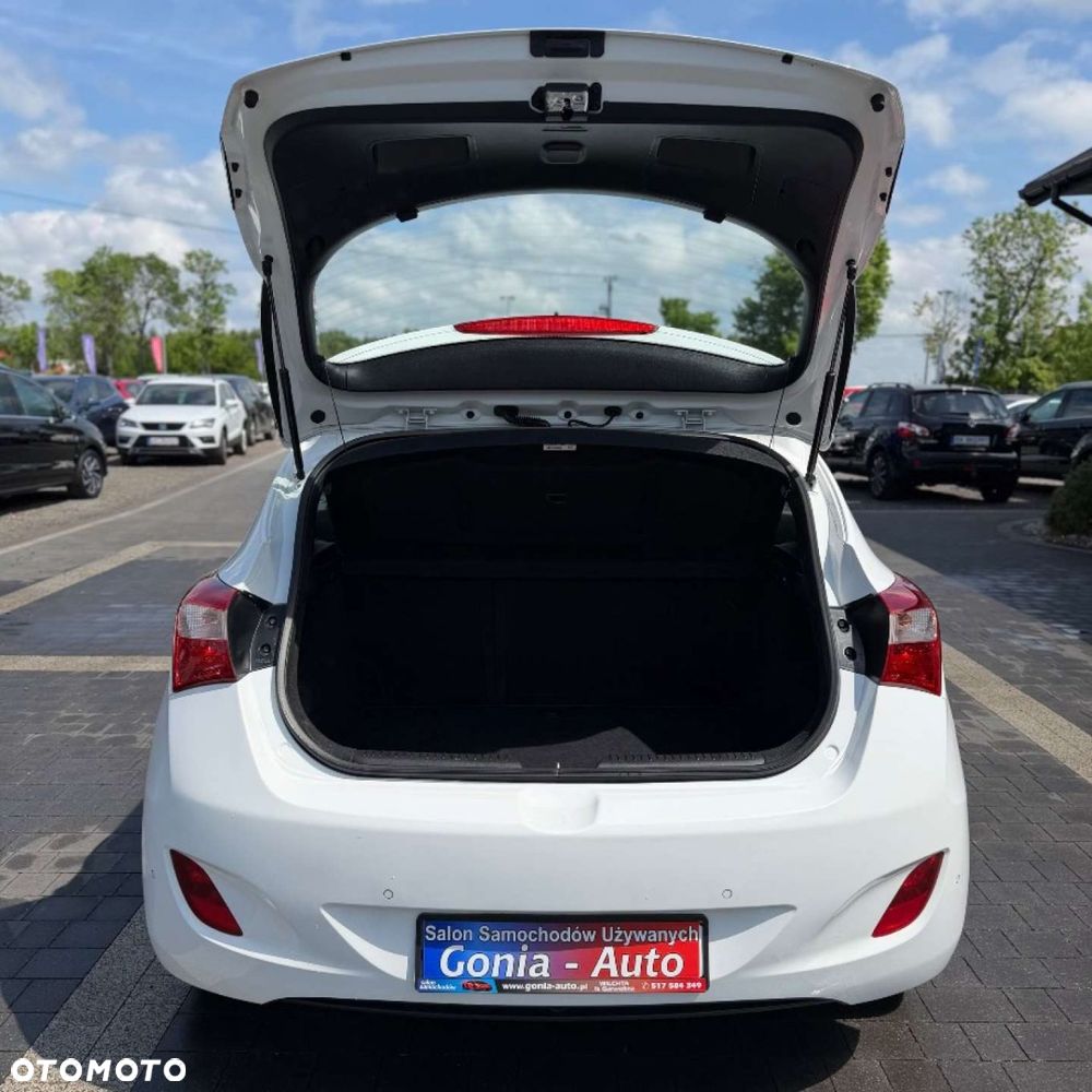 Hyundai i30 - 11